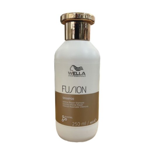 Wella Fusion Intense Repair Shampoo  250 ml